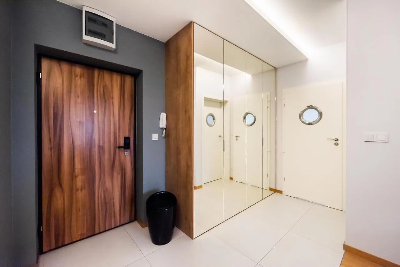 Bakalarska Modern Apartment Varsovia